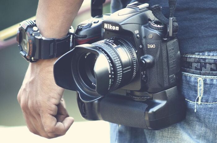 What expat influencers need to know about the UAE Media License-item